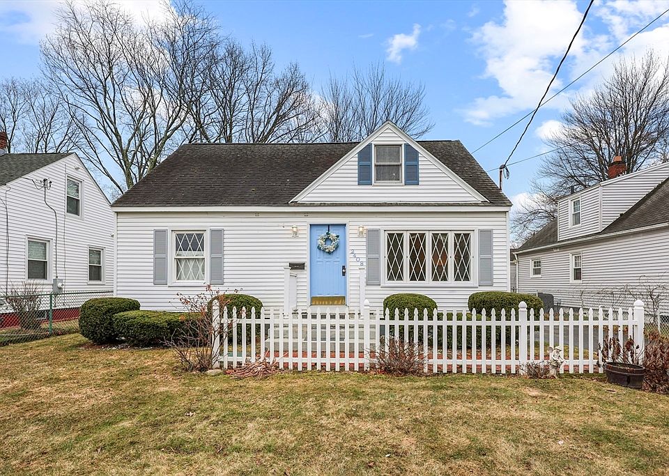 1st image of 2408 Roosevelt Ave