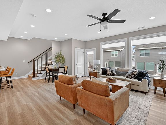 5th image of 5422 153rd St