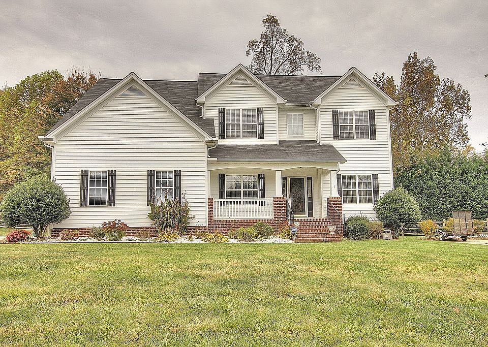 1st image of 114 Crossbow Ln