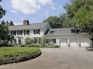 1350 Whites Rd, Kalamazoo, MI 49008