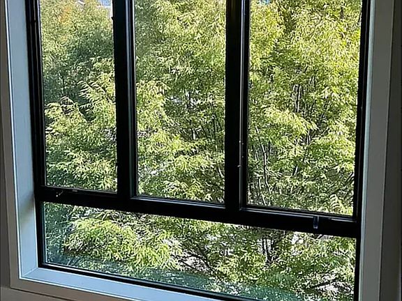 5th image of 1087 Madison St #3C