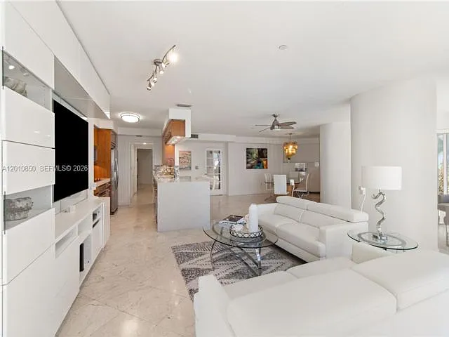 18671 Collins Ave #202 — Photo 7