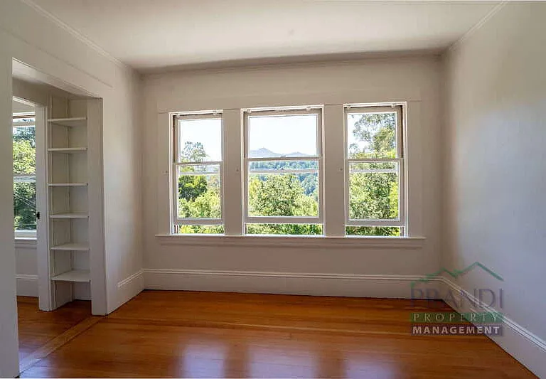 2 Ahrens Ln — Photo 19