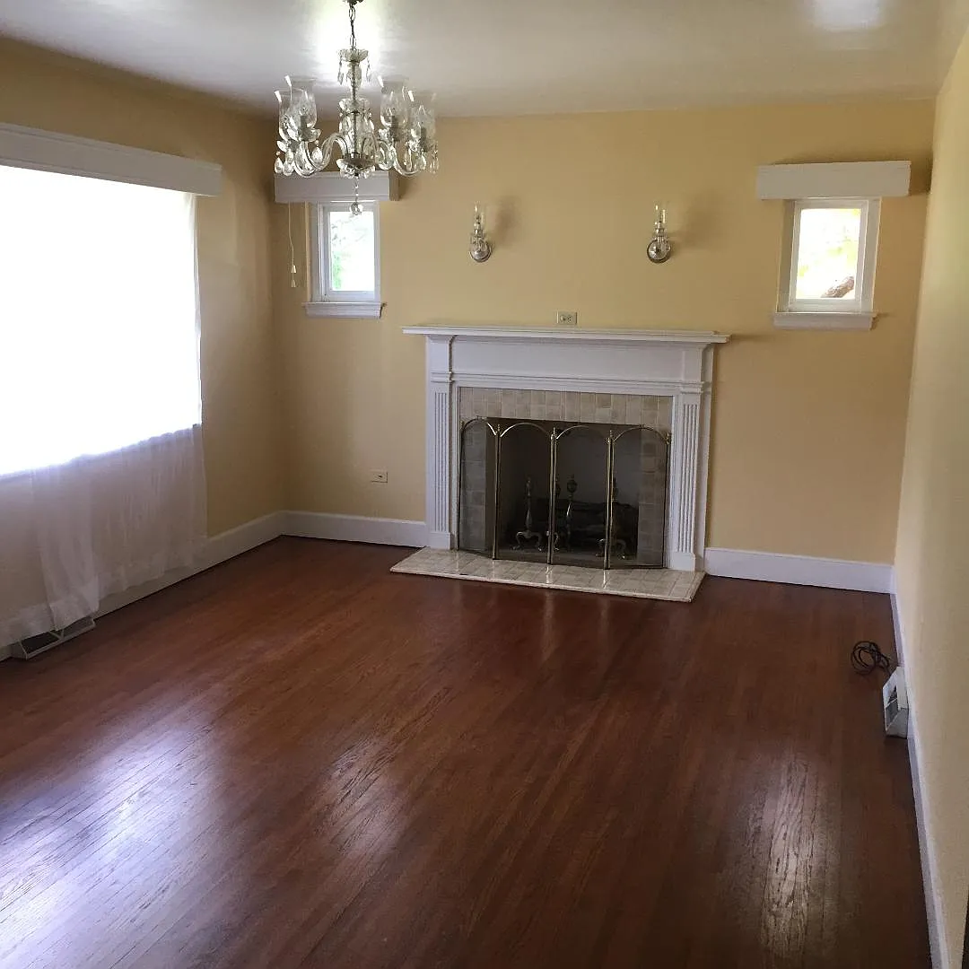 111 Waller Ave — Photo 3
