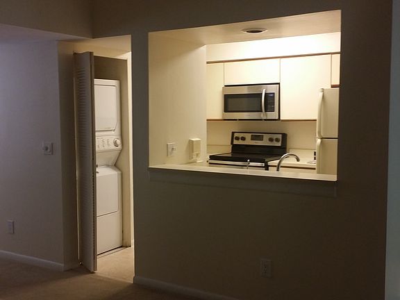3rd image of 8043 NW 15th Mnr