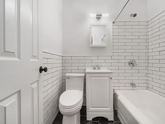 5th image of 220 E 87th St APT 2D