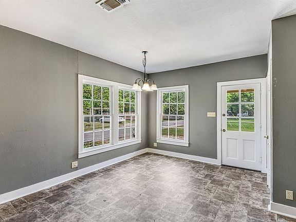 5th image of 1001 Park Dr