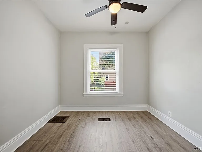 80 Anderson Pl — Photo 7