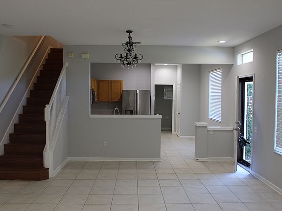 3rd image of 2552 Glenrise Pl