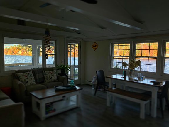 Indoor panoramic view