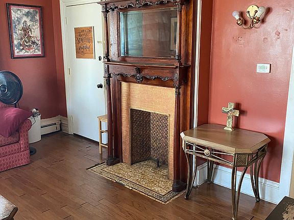 Living room - Decorative Fire Place