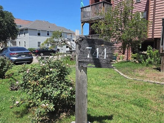 2nd image of 744 W Ocean View Ave APT L