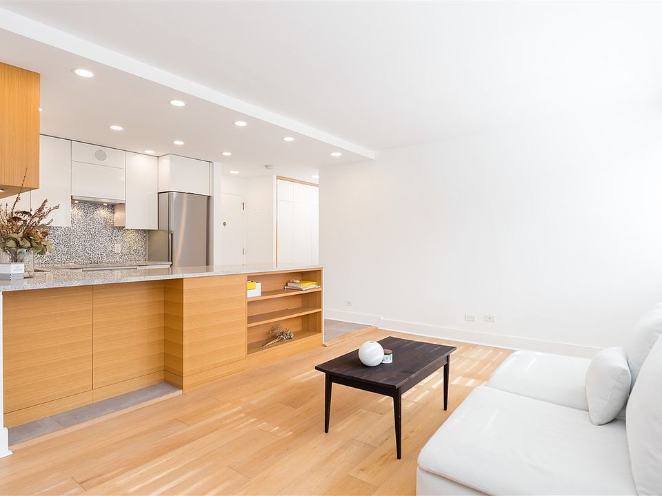 1st image of 1445 Marpole Ave #405