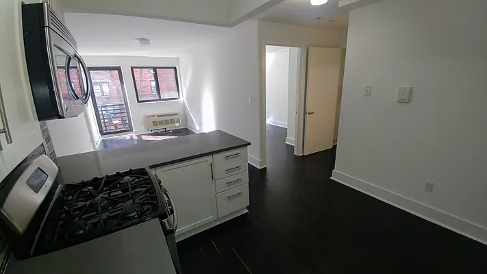 Rented by Metro Garden Realty NYC | media 15