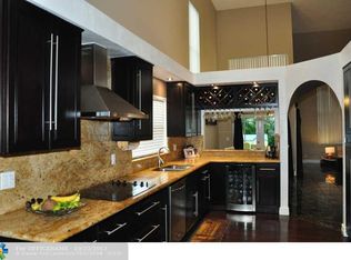 9629 NW 9th Ct, Plantation, FL 33324