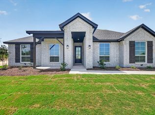 145 Loveta Ln, Boyd, TX 76023