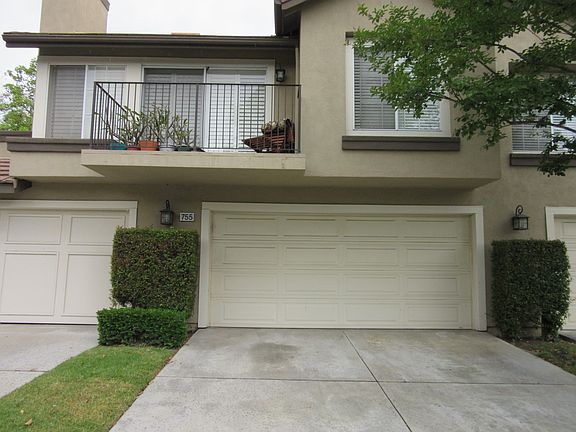 3rd image of 755 S Glenhurst Dr