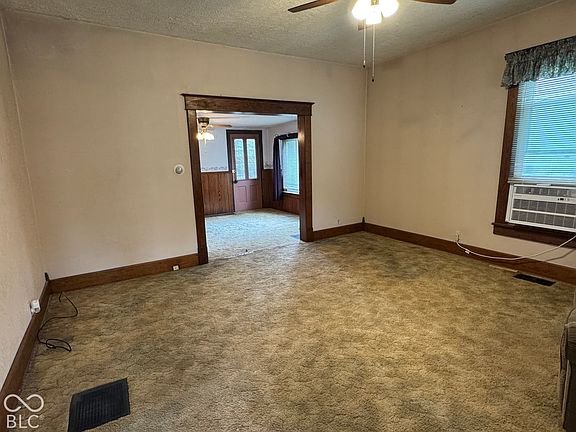5th image of 615 Pearl St