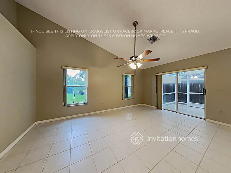12841 Meadowbreeze Dr — Photo 6