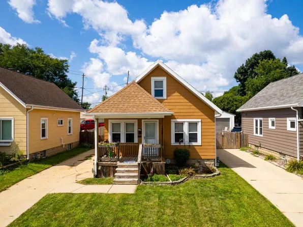 1357 S 90th STREET, West Allis, WI 53214