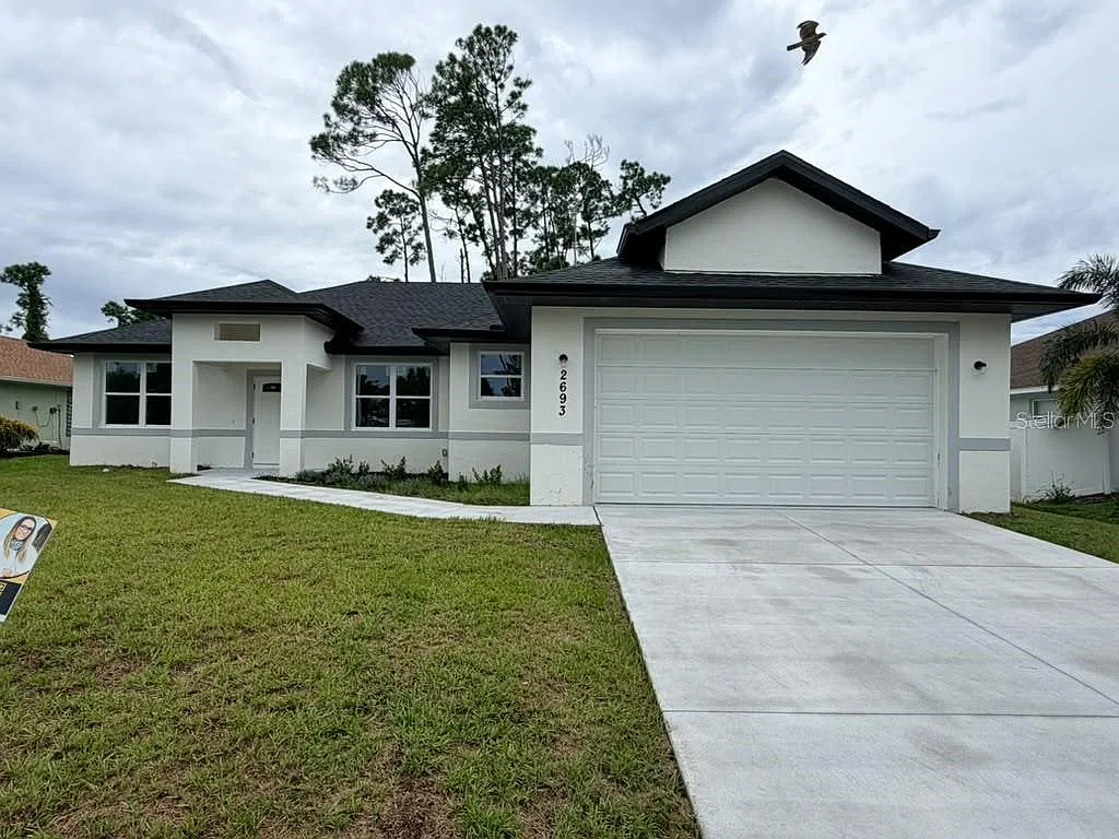 4 bed, 3.0 bath, 2000 sqft, $2,400 — Photo 3