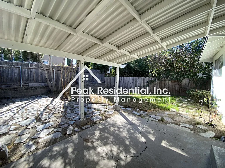 1120 Morton Ct — Photo 20