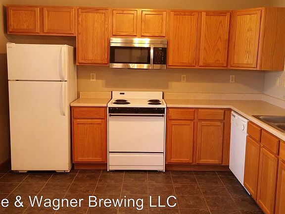 2nd image of 2396 Hopkins Dr