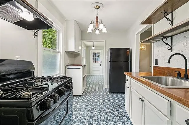 3110 Pauger St — Photo 4