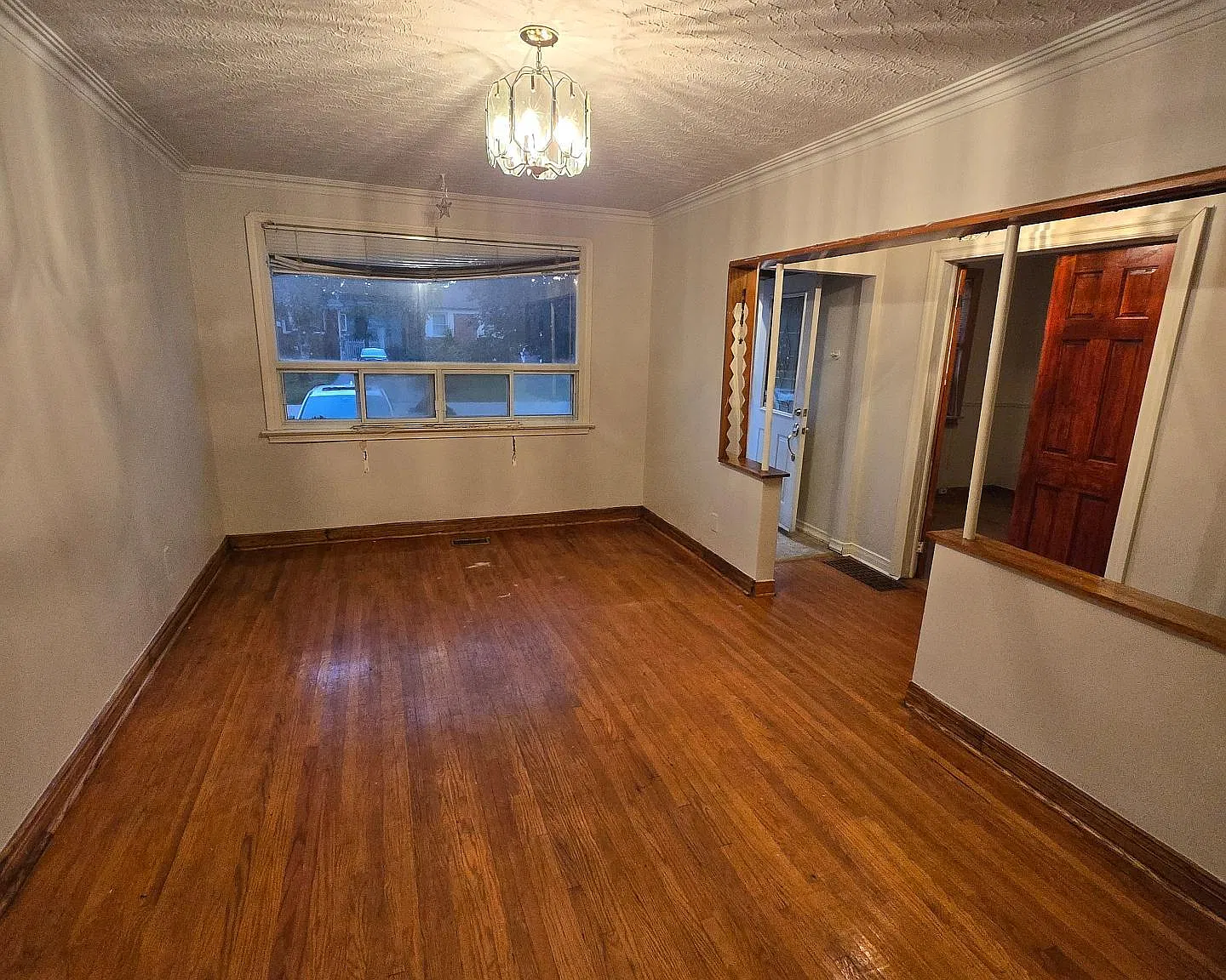 3 bed, $2,600 — Photo 2