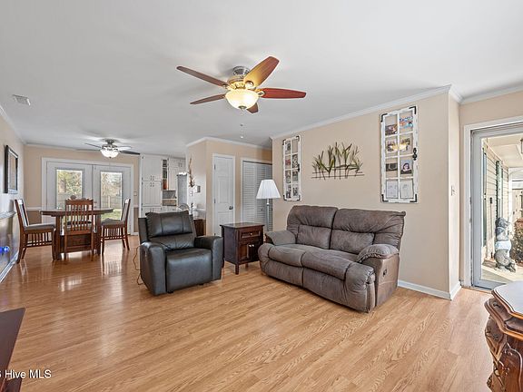 4th image of 502 Tallpine Road