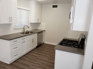 504 S Osage Ave APT 2, Inglewood, CA 90301