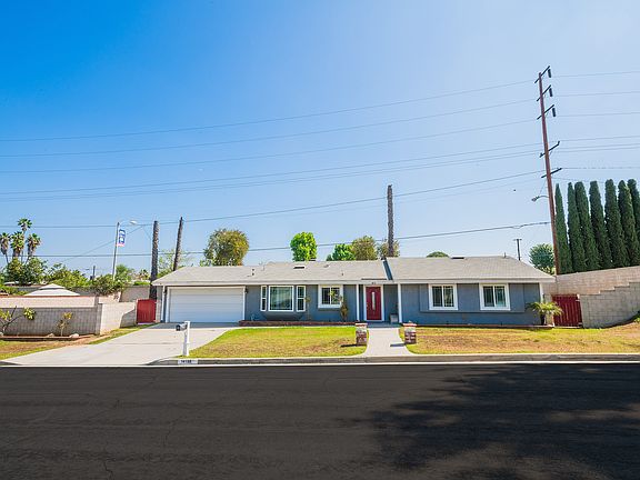2nd image of 14131 Honeysuckle Ln