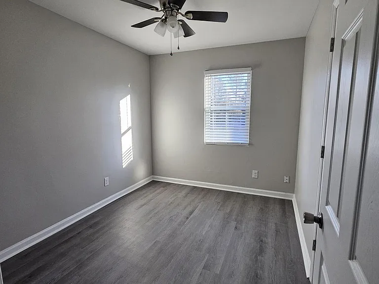 3543 Windermere Dr — Photo 12