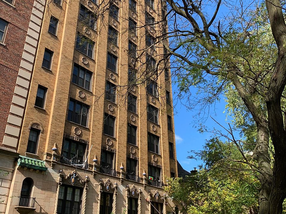 1st image of 5528 S Hyde Park Blvd