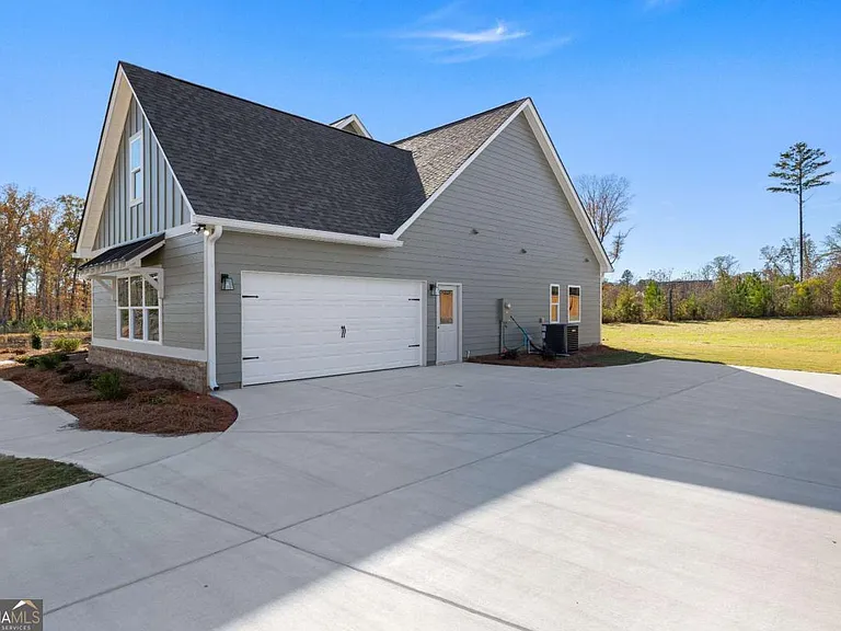374 Conner Ln #15 — Photo 3