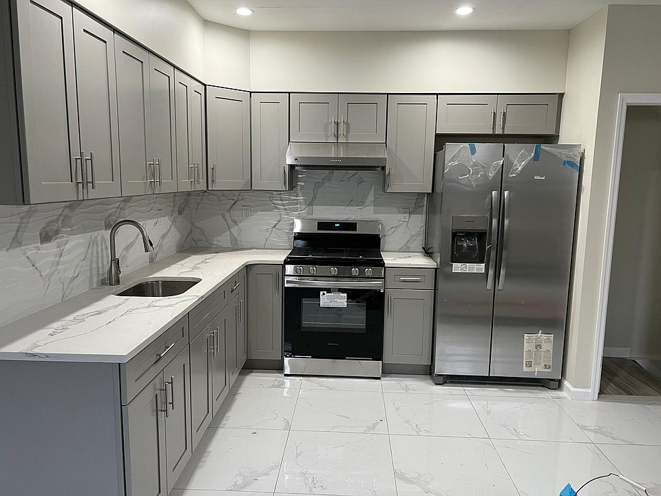 1st image of 87-28 92nd St Floor 1