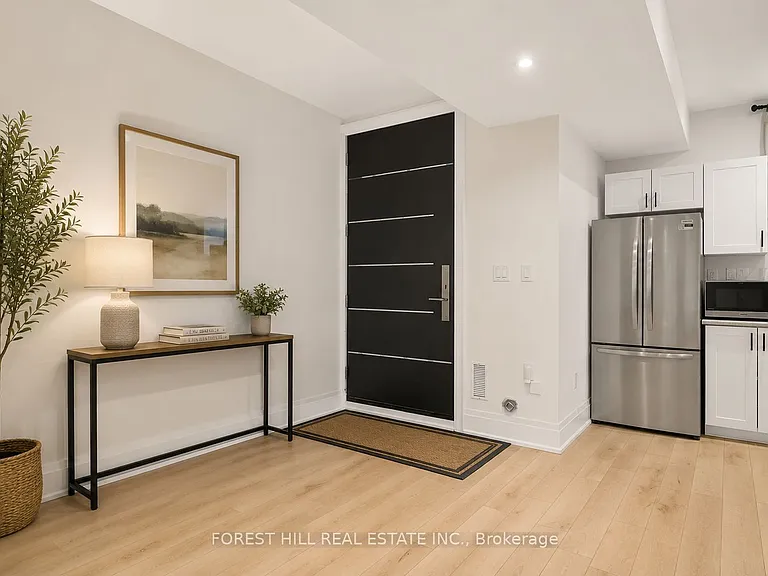 645 Coldstream Ave #BASEMENT — Photo 9