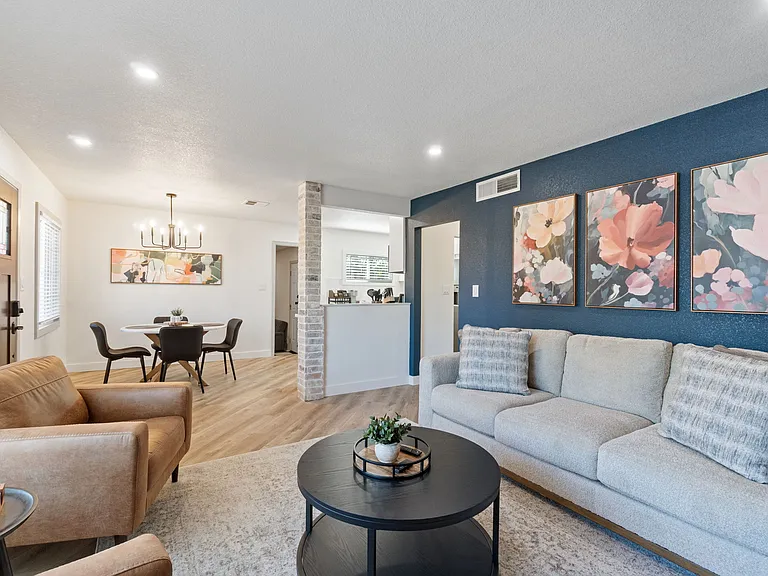 534 Beverly Dr — Photo 16