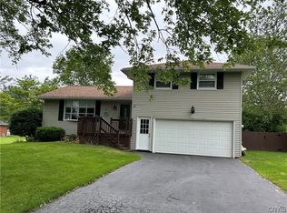 1 Gulfline Rd, Liverpool, NY 13090