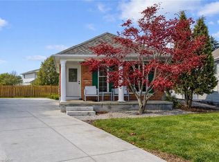 707 Jacob Ln, Waterloo, ON N2V 2A7