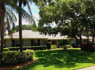 1024 Castaway Blvd, Vero Beach, FL 32963