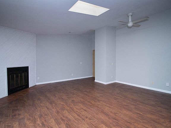 5th image of 9562 Woodland Hills Dr #9562