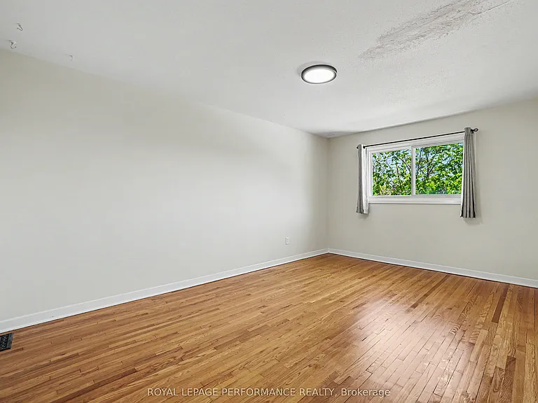 29 Aldercrest Dr — Photo 11