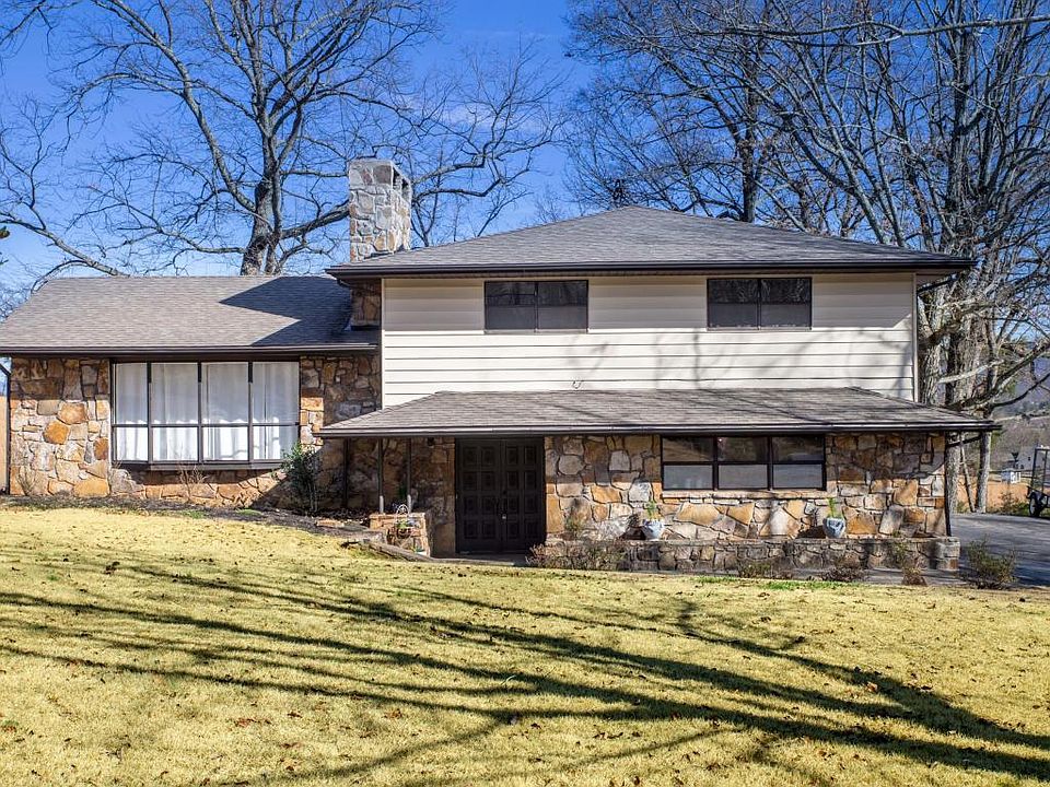 1st image of 1008 Greenwich Dr