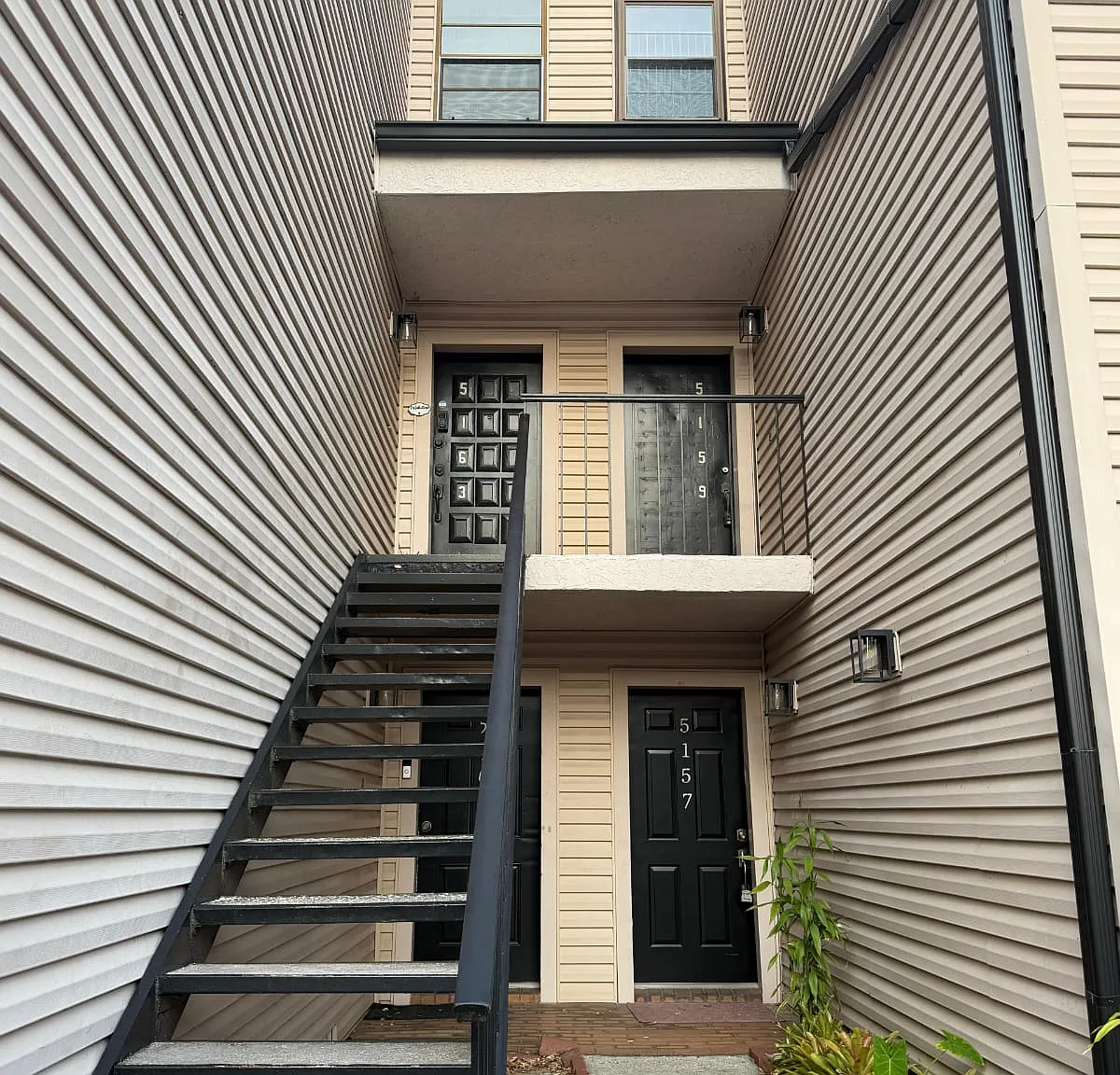 2 bed, 975 sqft, $1,500 — Photo 1