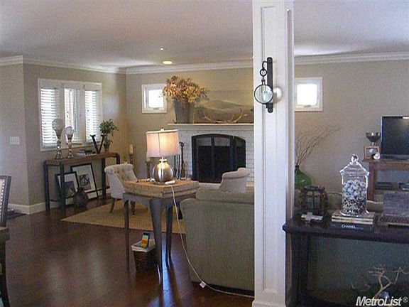 4th image of 650 Palacia Ct
