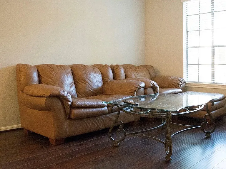 2255 Braeswood Park Dr #312 — Photo 1