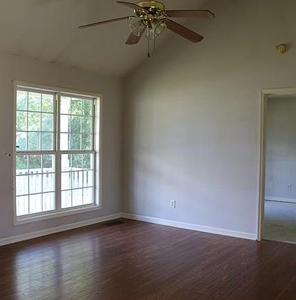 5th image of 2634 Medford Campbell Blvd