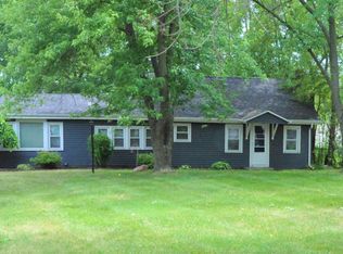 843 Colonial Dr, Machesney Park, IL