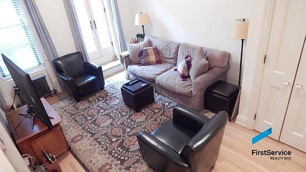 1st image of 24 W 85th St APT 3R